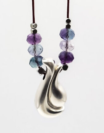 Κολιέ Γούρι 2026 με Μωβ Φθορίτη