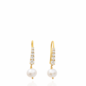 Χειροποίητα σκουλαρίκια από επιχρυσωμένο Ασήμι 925, με πέτρες ζιργκόν και φυσικό μαργαριτάρι στο άκρο τους. Κομψότητα και λάμψη για κάθε στιγμή.