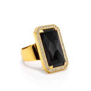 Χειροποίητο δαχτυλίδι ορθογώνια ροζέτα από επιχρυσωμένο Ασήμι 925, με πέτρα αιματίτη και λευκές πέτρες ζιργκόν. Λάμψη πολυτέλειας στις εμφανίσεις σας.