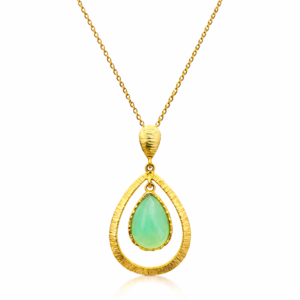 Χειροποίητο κολιέ από επιχρυσωμένο Ασήμι 925 στα K18, με πολύτιμο λίθο χαλκηδόνιου σε σχήμα δάκρυ. Ιδανική επιλογή για όσες αναζητούν κάτι  ξεχωριστό.