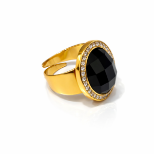 Χειροποίητο δαχτυλίδι ροζέτα από επιχρυσωμένο Ασήμι 925, με πέτρα μαύρου όνυχα και λευκές πέτρες ζιργκόν. Λάμψη πολυτέλειας στις εμφανίσεις σας.