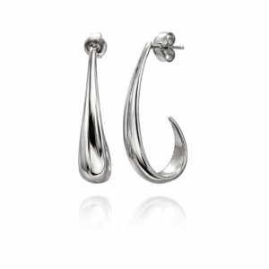 Κομψοί οβάλ κρίκοι από Ασήμι 925 με διακριτική λάμψη. Νεανικό design. Ιδανικοί για καθημερινά outfits καθώς και elegant εμφανίσεις.